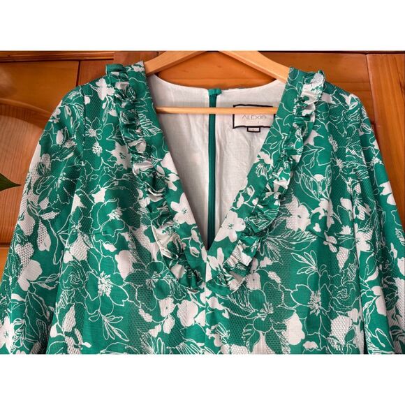 Alexis Green & White Floral Long-Sleeve Ruffle Romper SZ L - Picture 12 of 12